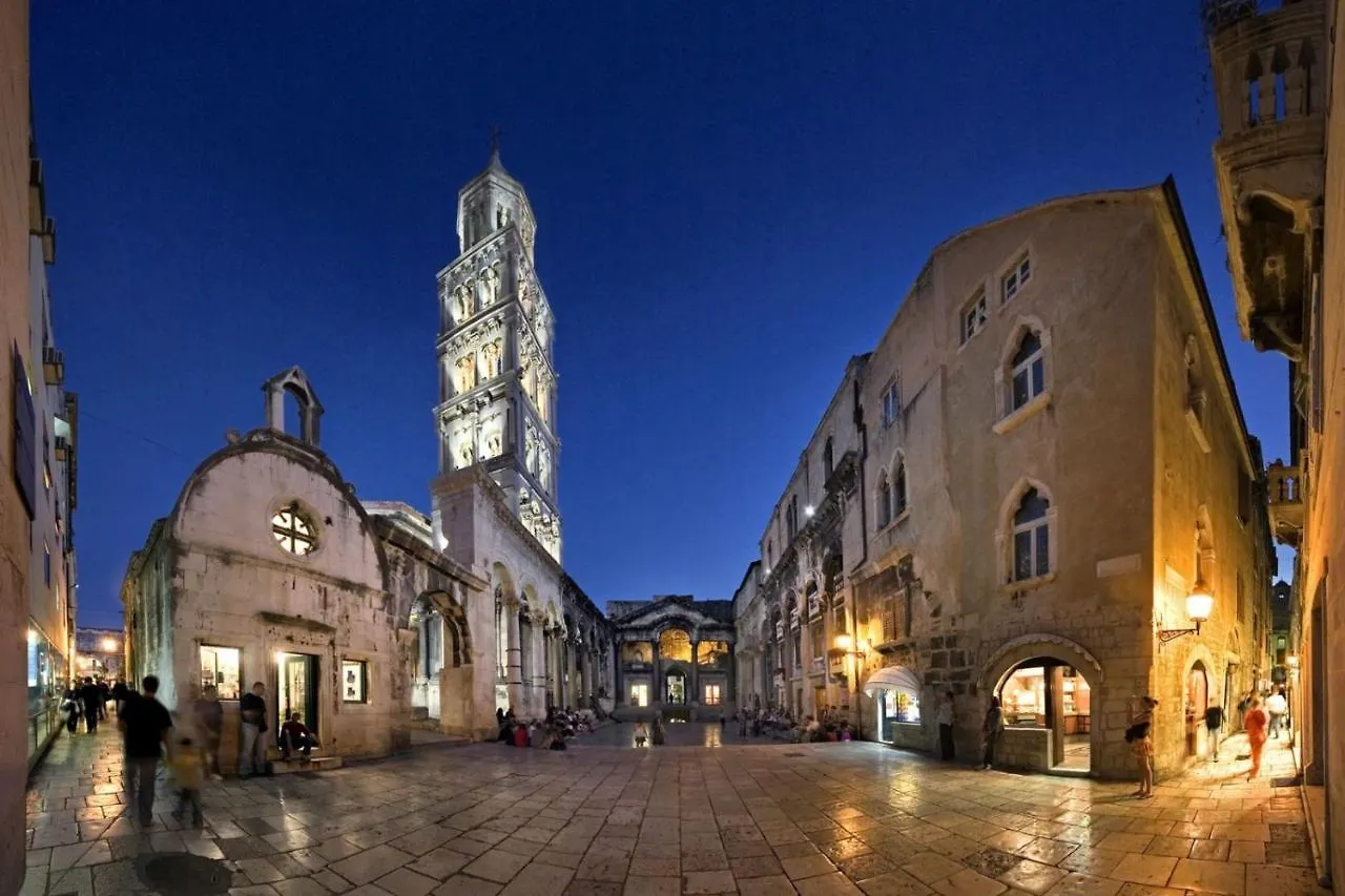 Apartment In Split With Balcony, Air Conditioning, W-Lan, Washing Machine 4656-1 Croatia